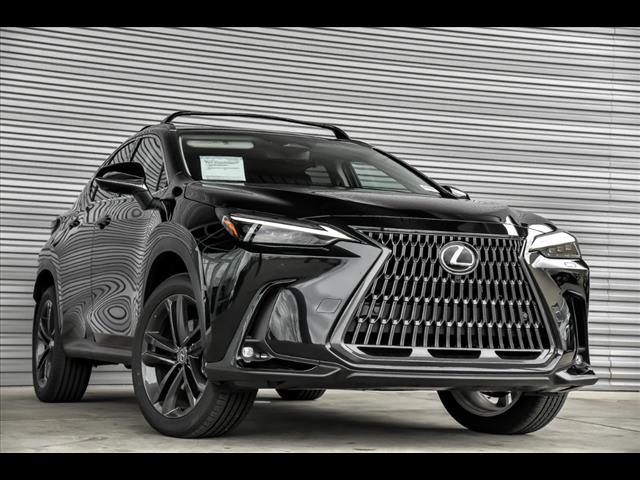 2025 Lexus NX 450h+ 