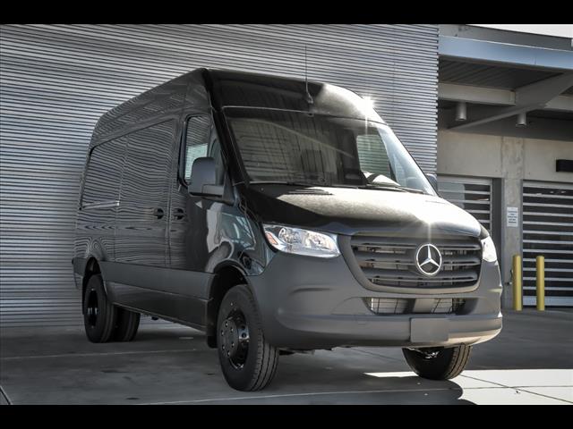 2025 Mercedes-Benz Sprinter 3500