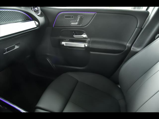 2025 Mercedes-Benz GLB GLB 250 4MATIC