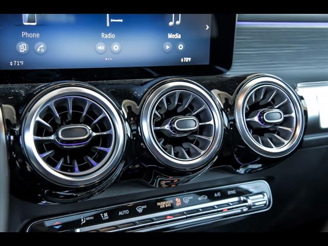 2025 Mercedes-Benz GLB GLB 250 4MATIC