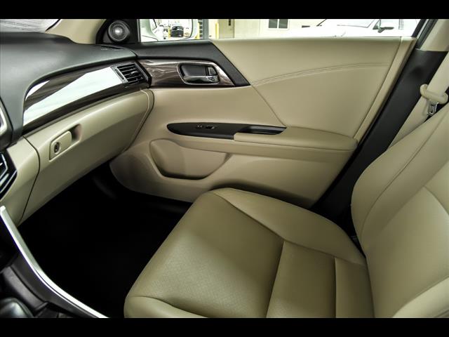 2017 Honda Accord Hybrid EX-L