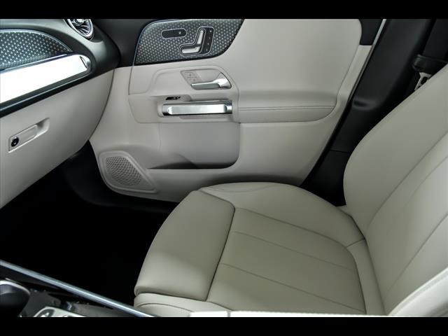 GLB 250 4MATIC SUV