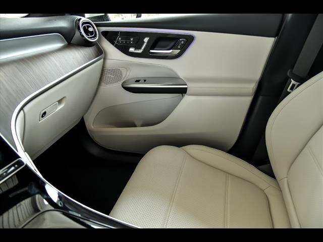 2025 Mercedes-Benz GLC GLC 300 4MATIC