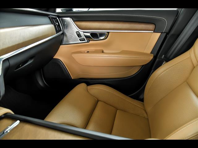 2019 Volvo V90 T6 Inscription