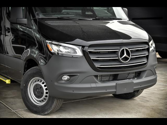 2025 Mercedes-Benz Sprinter 2500