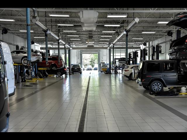 2025 Mercedes-Benz GLC GLC 300 4MATIC
