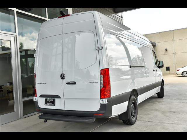 2025 Mercedes-Benz Sprinter 2500