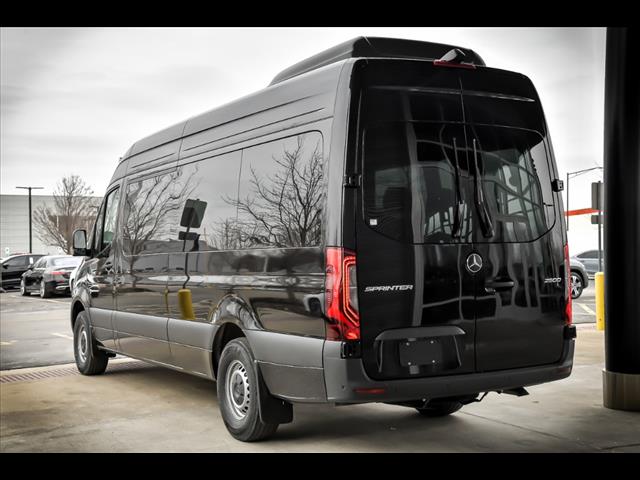 2025 Mercedes-Benz Sprinter 2500