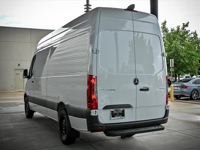 2025 Mercedes-Benz Sprinter 2500