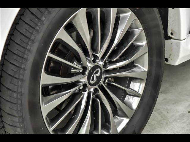 2021 INFINITI QX80 Sensory
