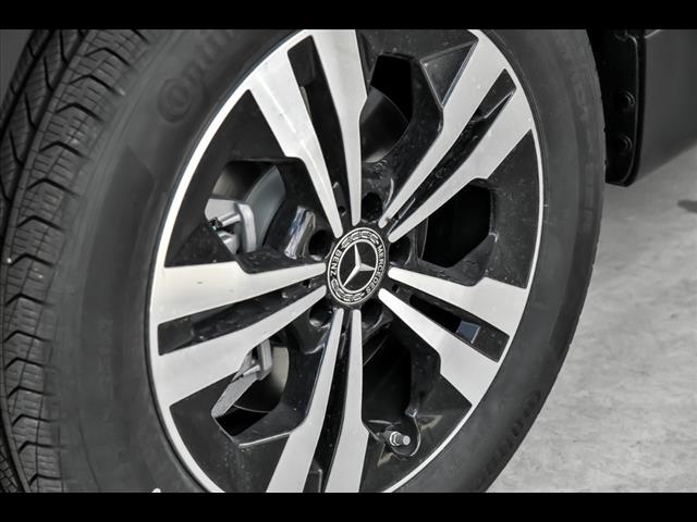 GLB 250 4MATIC SUV