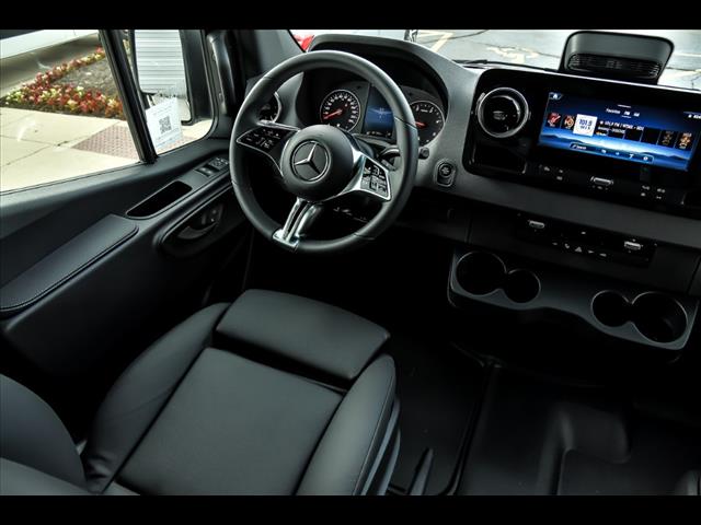 2025 Mercedes-Benz Sprinter 2500