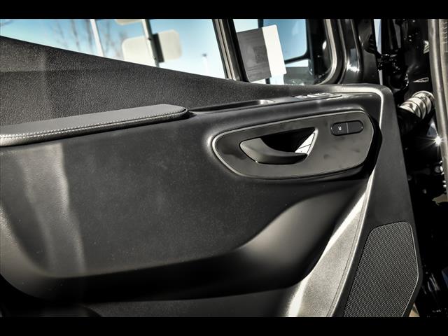 2025 Mercedes-Benz Sprinter 3500