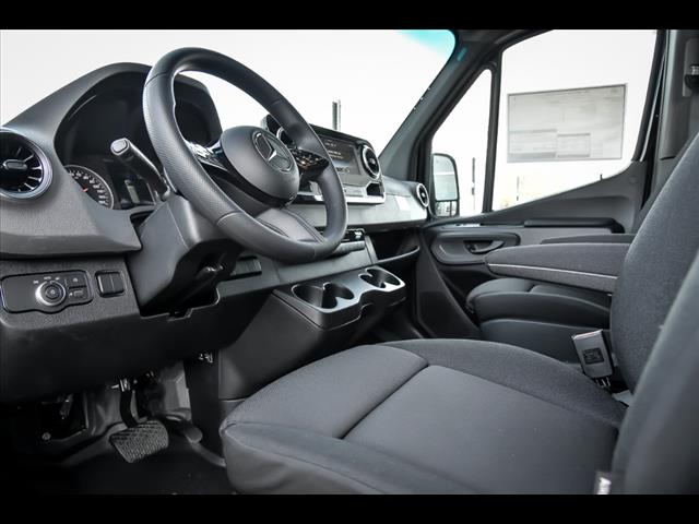 2025 Mercedes-Benz Sprinter 3500