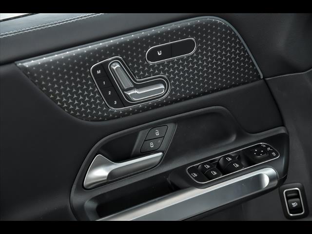 2025 Mercedes-Benz GLB GLB 250 4MATIC
