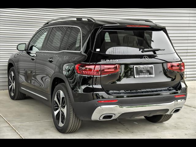 2025 Mercedes-Benz GLB GLB 250 4MATIC