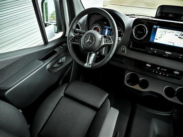 2025 Mercedes-Benz Sprinter 2500