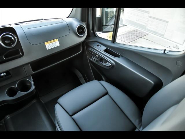 2025 Mercedes-Benz Sprinter 3500XD