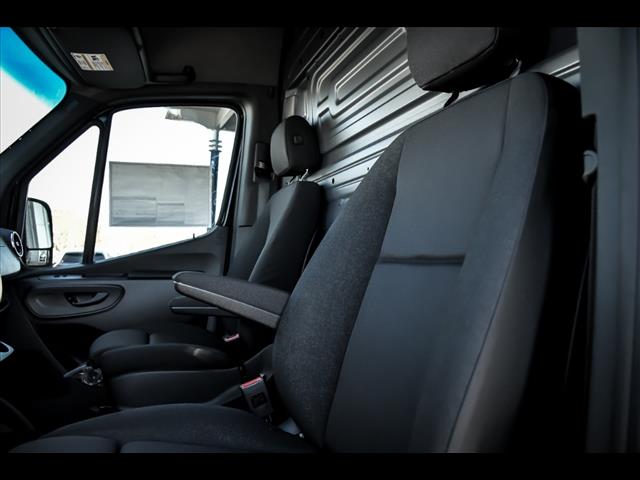 2025 Mercedes-Benz Sprinter 3500