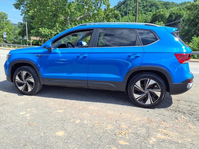 2023 Volkswagen Taos SE 4Motion