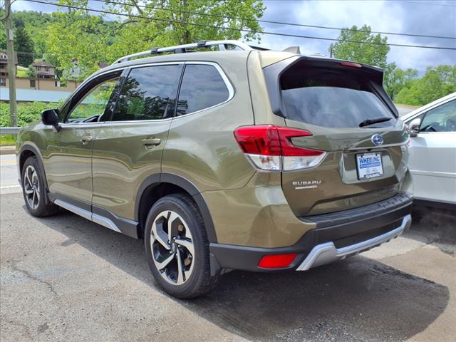 2022 Subaru Forester Touring