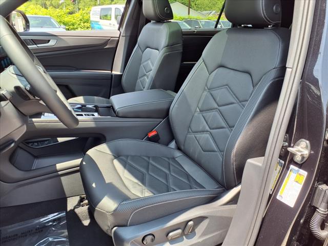 2025 Volkswagen Atlas Cross Sport SE 4Motion