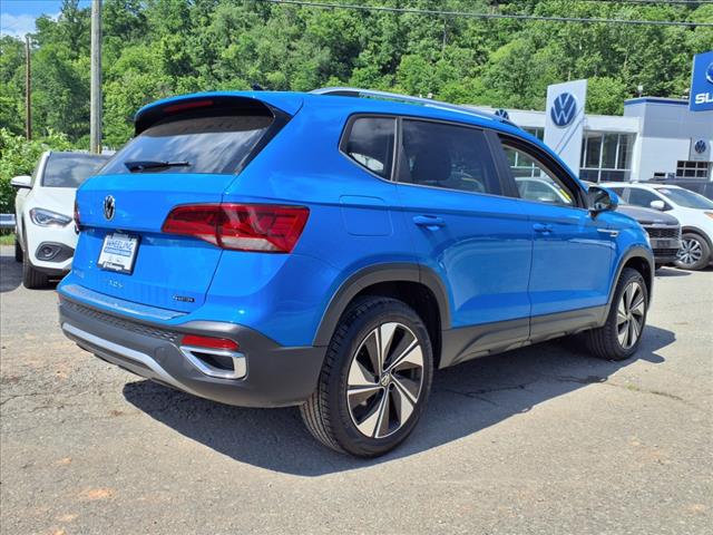 2023 Volkswagen Taos SE 4Motion