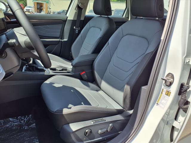 2025 Volkswagen Jetta SEL