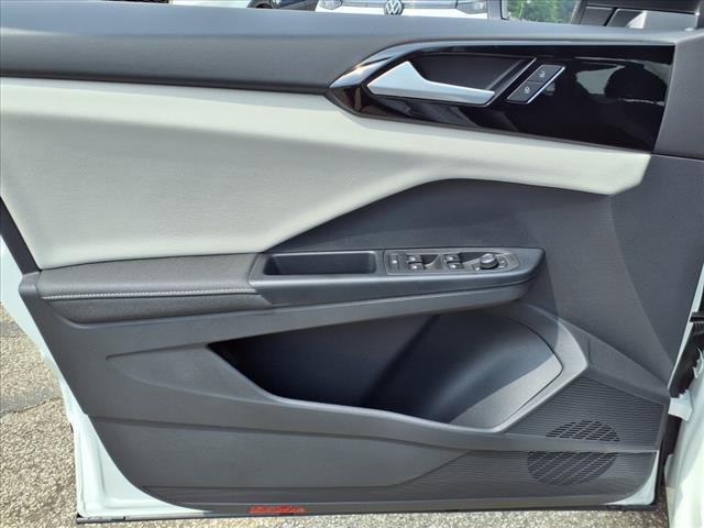 2025 Volkswagen Taos S 4Motion