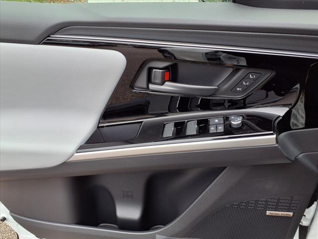 2025 Subaru Solterra Limited