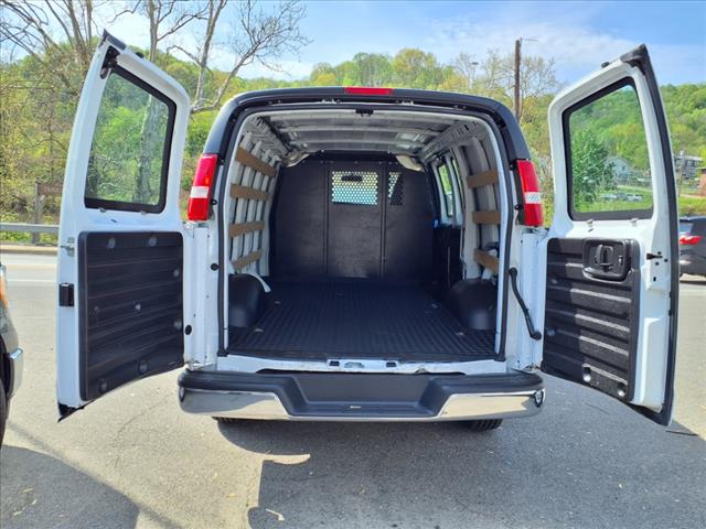 2023 Chevrolet Express 2500