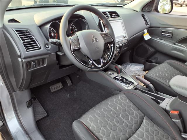 2025 Mitsubishi Outlander Sport LE