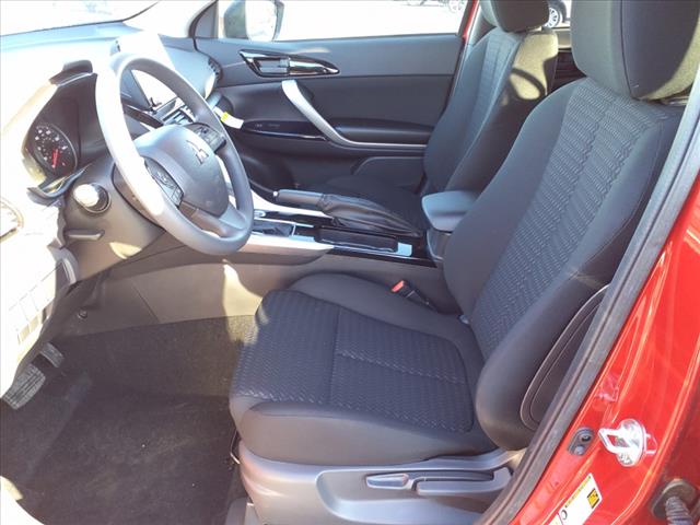 2025 Mitsubishi Eclipse Cross LE