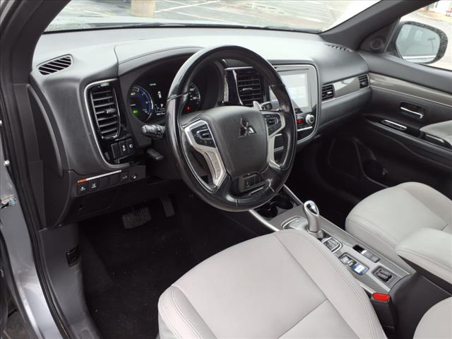 2022 Mitsubishi Outlander PHEV SEL