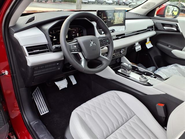 2025 Mitsubishi Outlander SEL