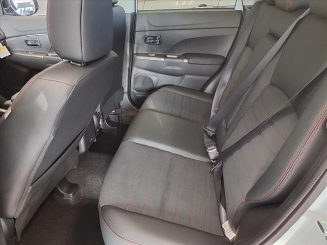 2025 Mitsubishi Outlander Sport SE