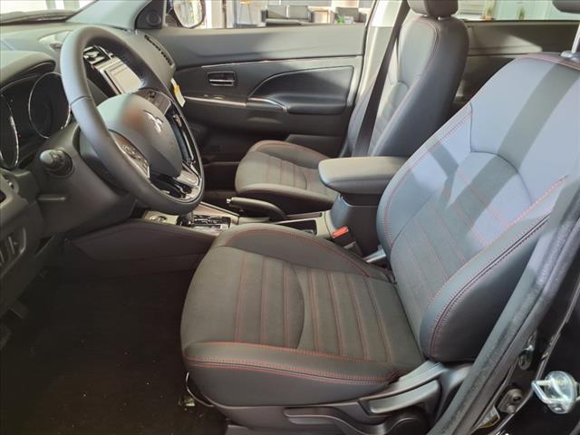 2025 Mitsubishi Outlander Sport SE