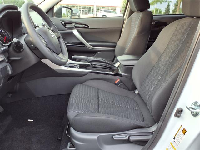 2025 Mitsubishi Eclipse Cross LE