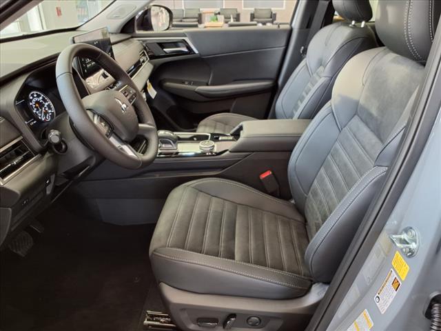 2025 Mitsubishi Outlander Trail Edition