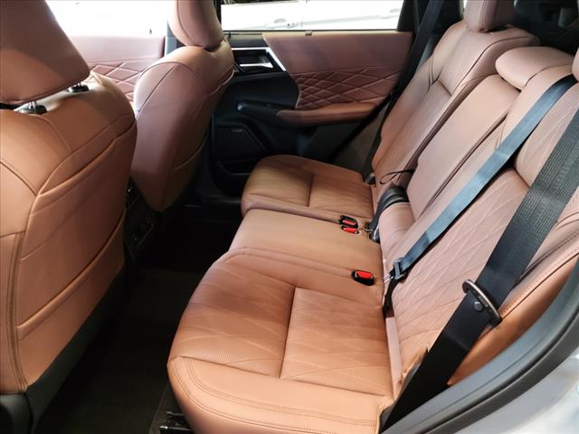 2025 Mitsubishi Outlander SEL
