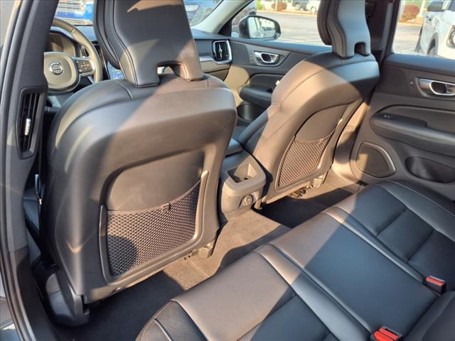 2024 Volvo S60 B5 Core Dark Theme
