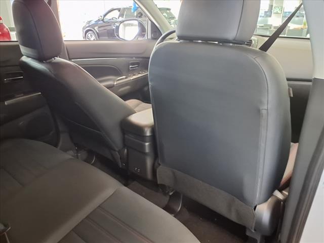 2025 Mitsubishi Outlander Sport SE