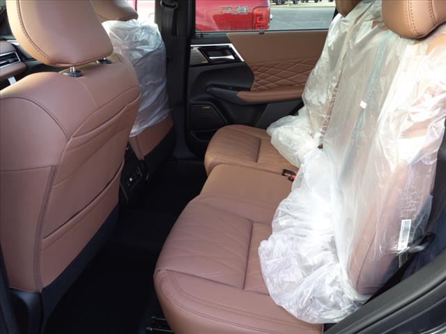 2025 Mitsubishi Outlander SEL