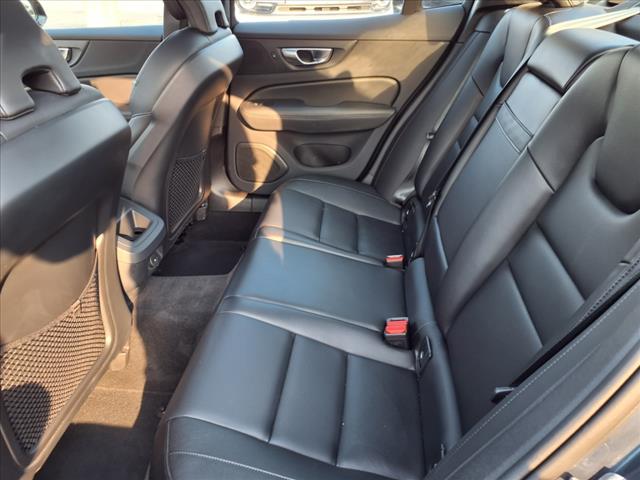 2024 Volvo S60 B5 Core Dark Theme