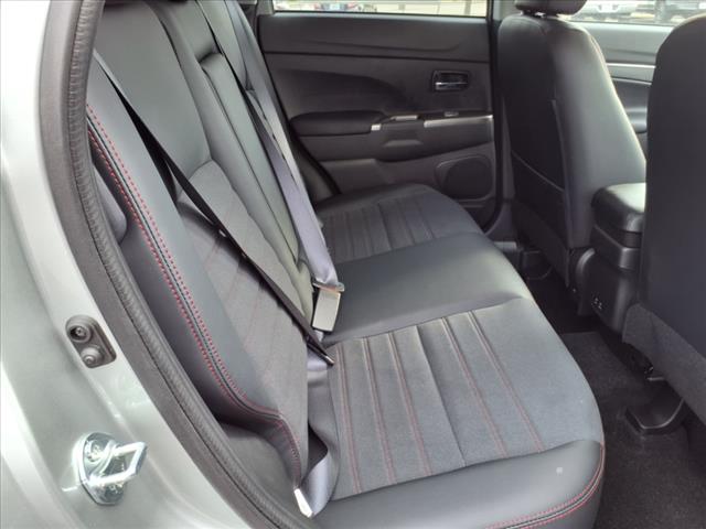 2025 Mitsubishi Outlander Sport SE