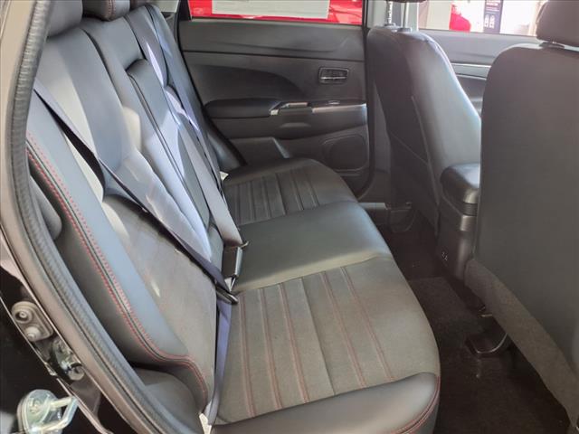 2025 Mitsubishi Outlander Sport SE