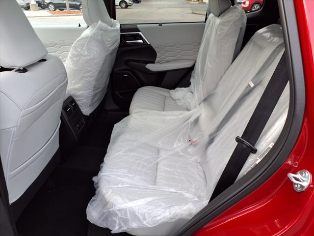 2025 Mitsubishi Outlander SEL
