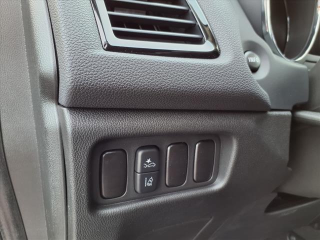 2025 Mitsubishi Outlander Sport LE