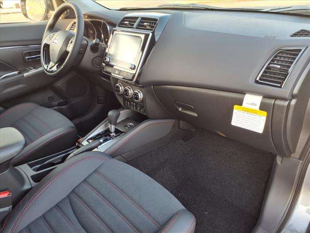 2025 Mitsubishi Outlander Sport SE