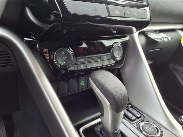 2025 Mitsubishi Eclipse Cross LE